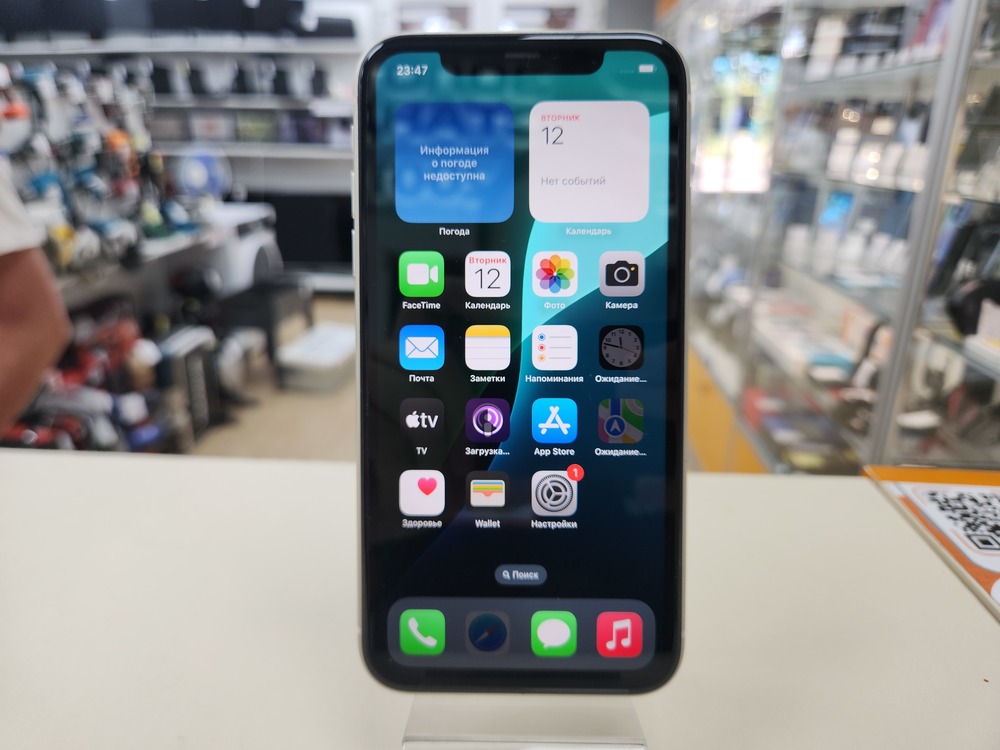 Смартфон Apple iPhone 11 64Gb