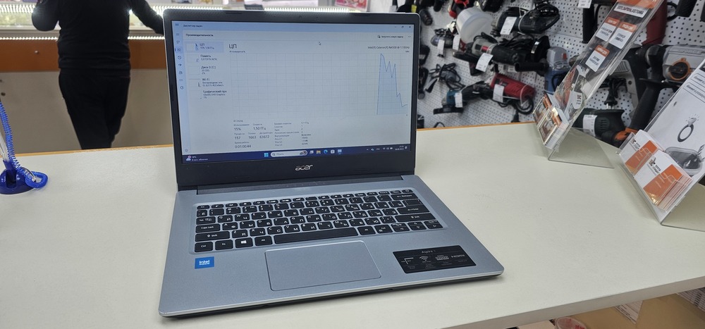Ноутбук Acer Aspire 1; Celeron P4505, HD Graphics, 8 Гб, Нет