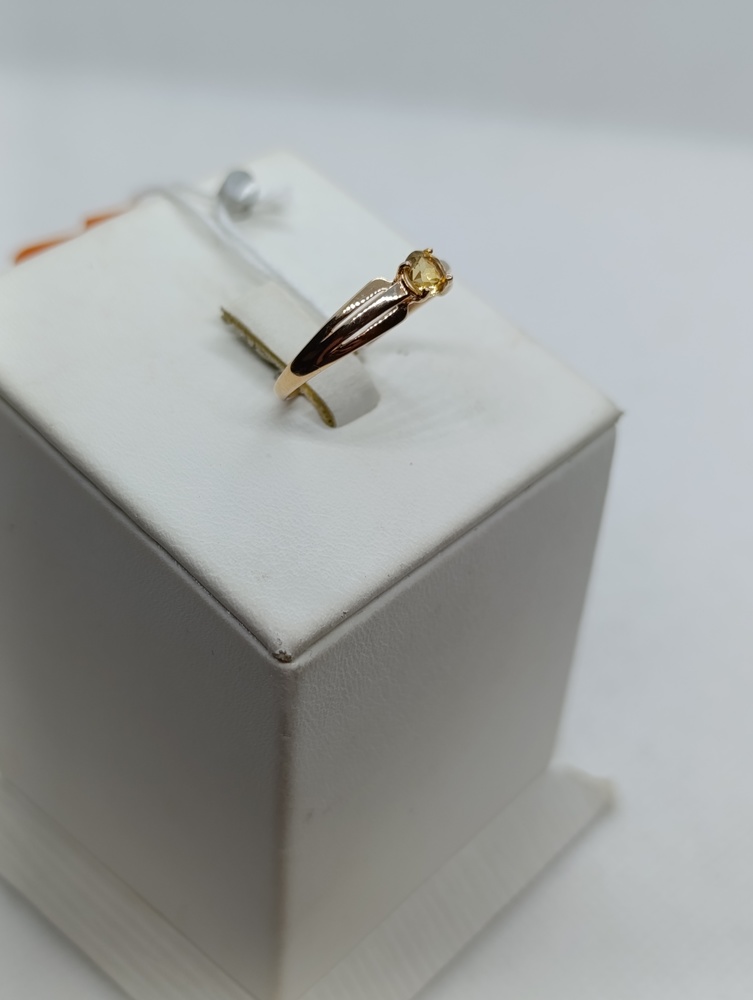 КОЛКМ585 КОЛЬЦО С КАМНЕМ (Au 585)