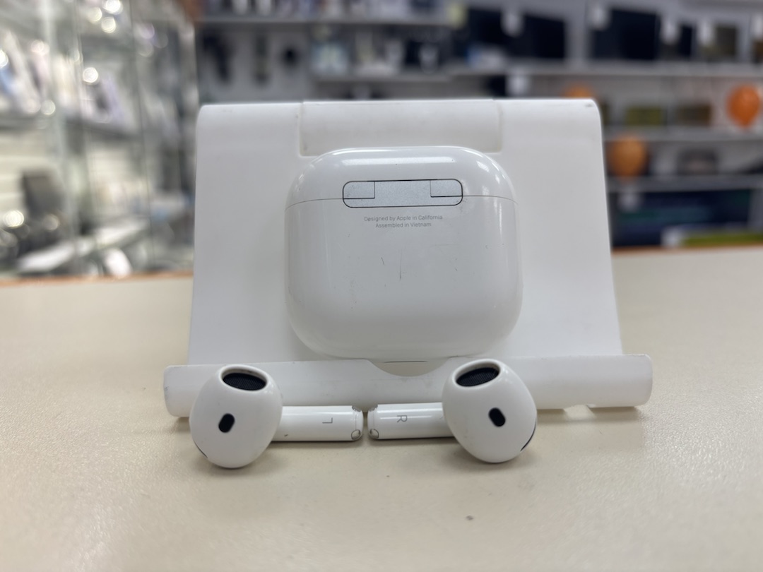 Наушники беспроводные Apple AirPods 4 с ANC