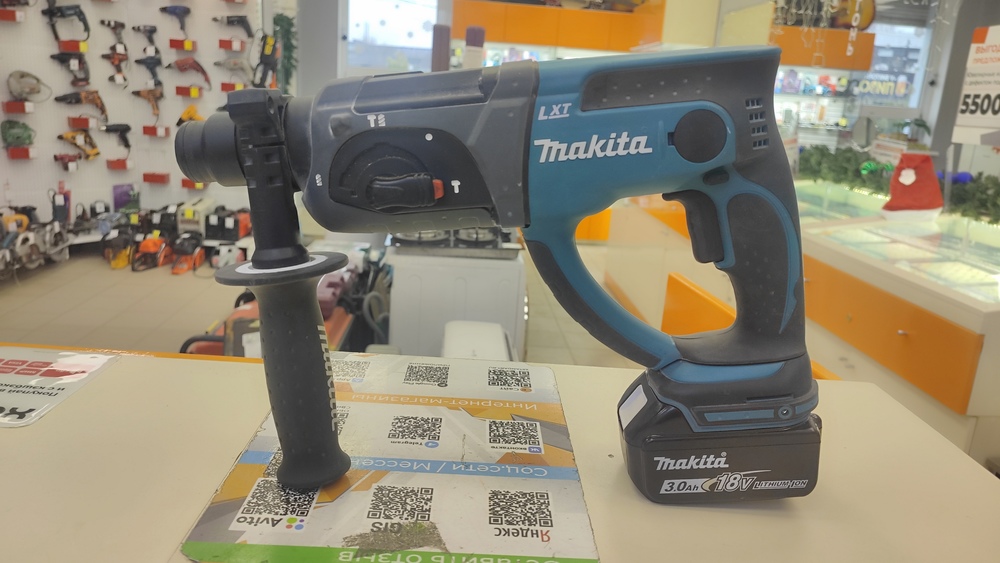 Перфоратор Makita DHR202;