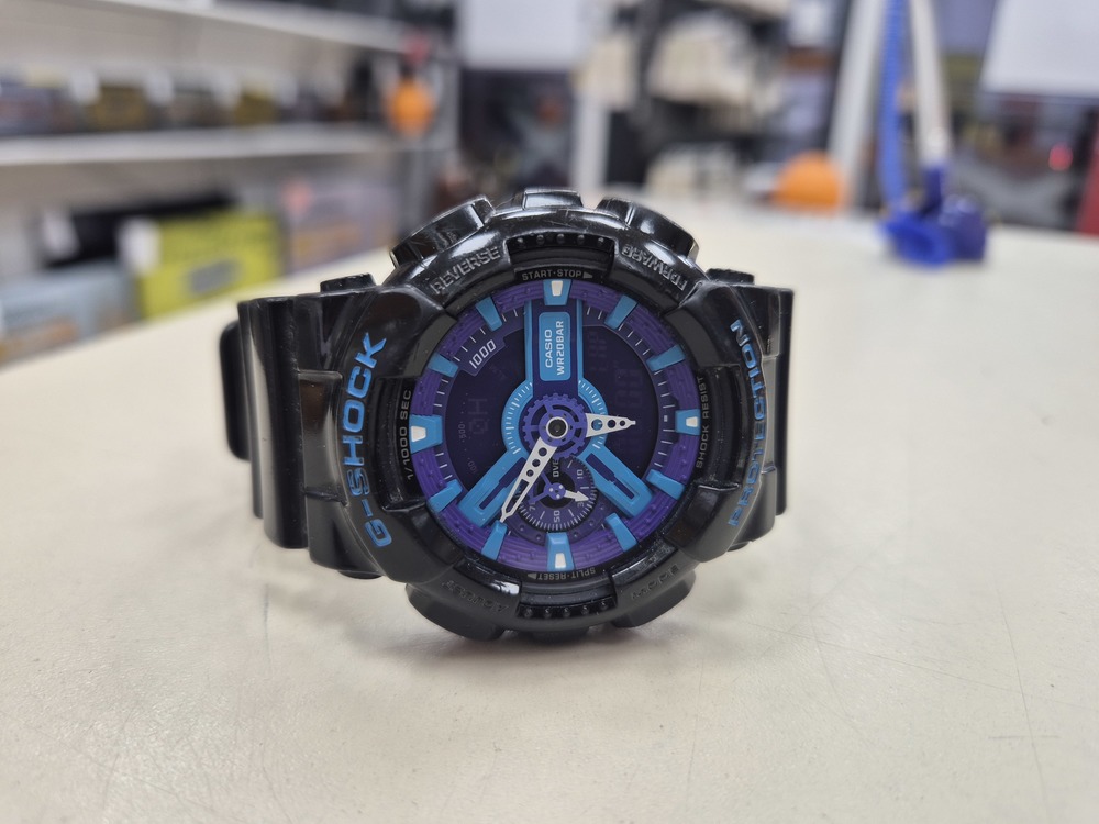 Часы наручные Casio G-SHOCK GA-110HC