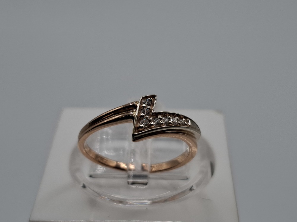 КОЛЬЦО С КАМНЯМИ (Au 585)