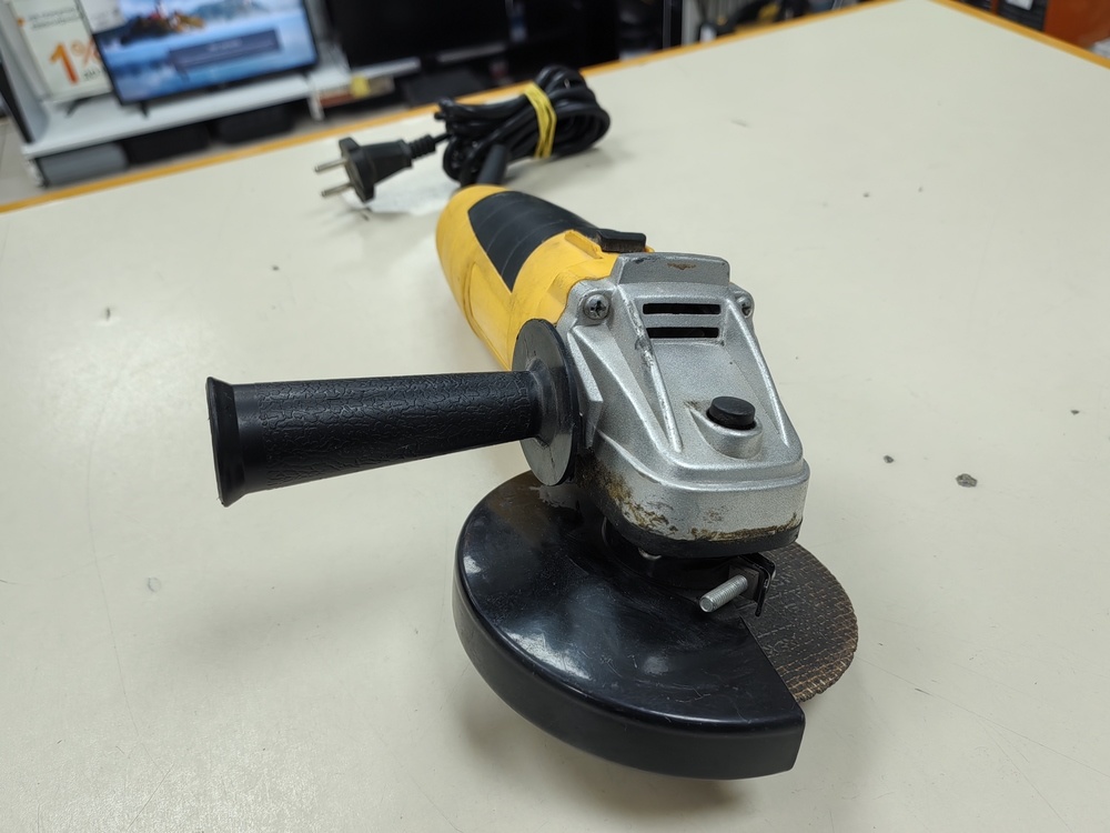 Угловая шлифмашина Kolner KAG 125/750