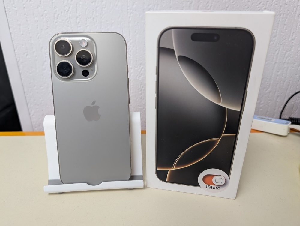 Смартфон Apple Iphone 16 Pro 128Gb