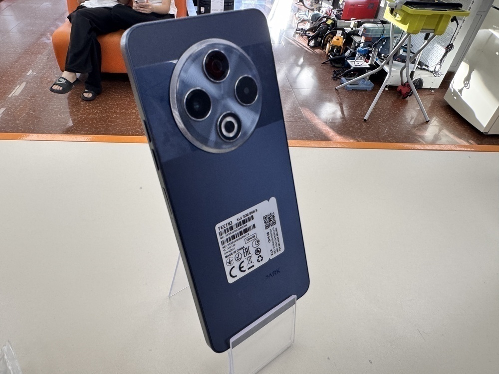 Смартфон Tecno SPARK 30 8/128