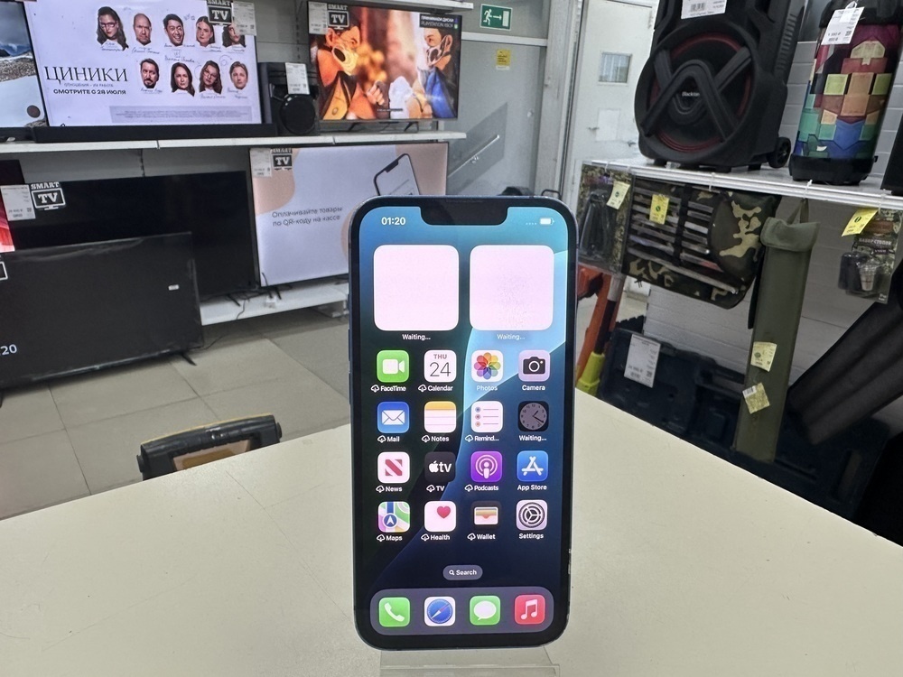 Смартфон Apple iPhone 13 128Gb