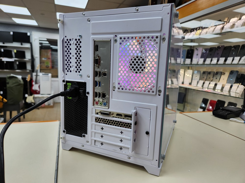 Системный блок Ginzzu 123; Core I5-12400F, GeForce RTX 2060, 16 Гб, 480 Гб, Нет