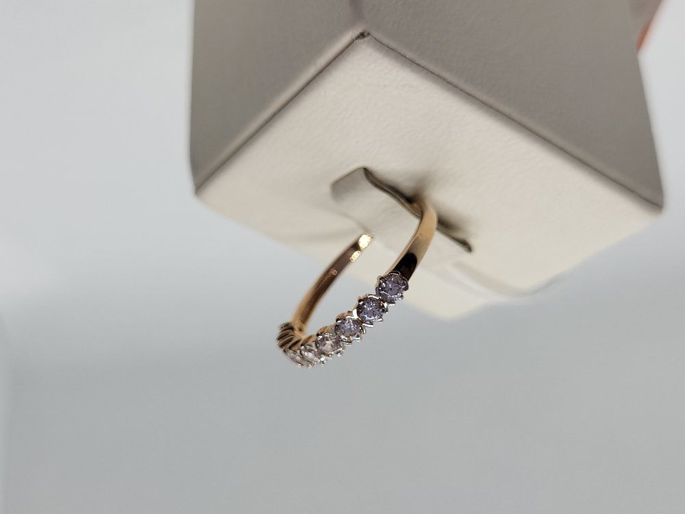 КОЛКМИ585 КОЛЬЦО С КАМНЯМИ (Au 585)