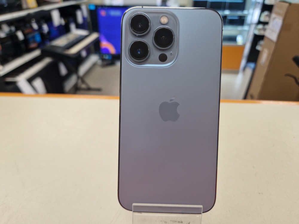 Смартфон Apple iPhone 13 Pro 256Gb