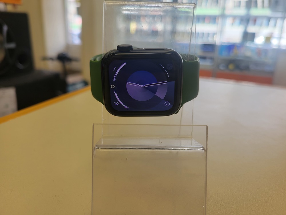 Смарт-часы Apple Watch SE 2022 40mm