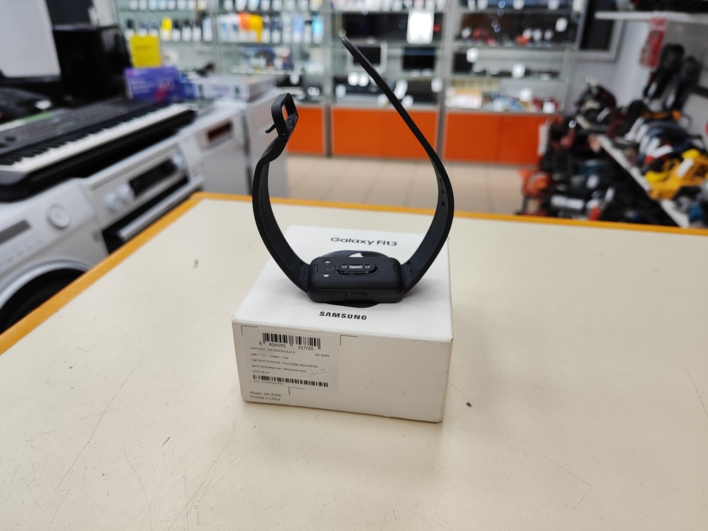 Фитнес-браслет Samsung FIT 3