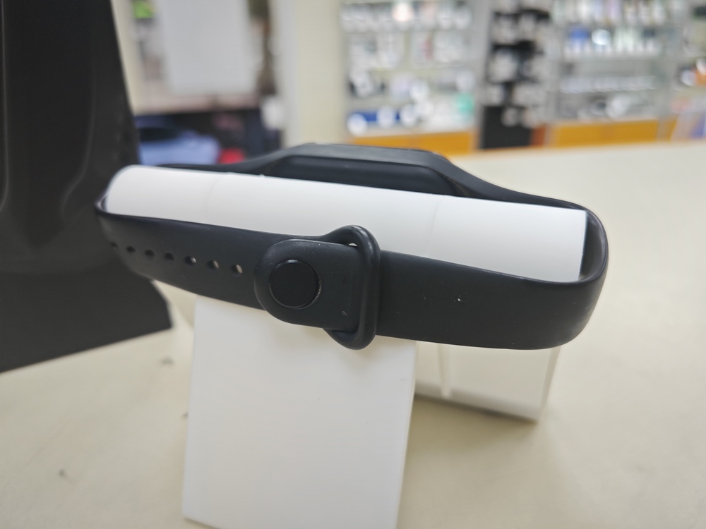 Фитнес-браслет Xiaomi Smart Band 7