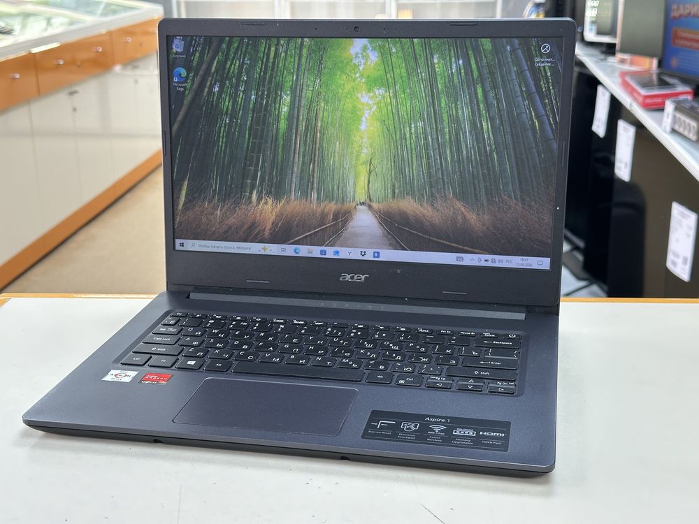 Ноутбук Acer Aspire 1 A114-21; Athlon 3050U, Нет, 4 Гб, Нет, 120 Гб