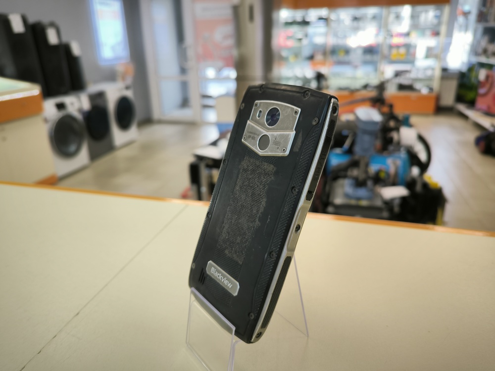 Смартфон Blackview BV7000