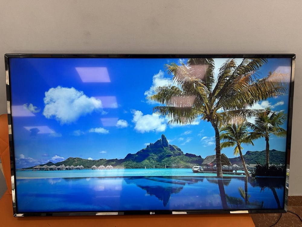 LED Телевизор LG 49UM7020PLF