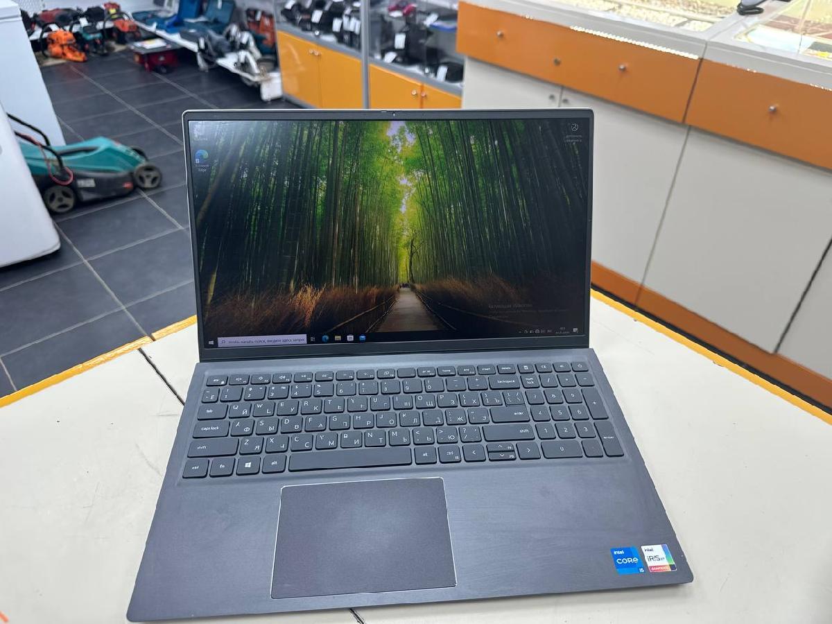 Ноутбук DELL; Core i5 11320H, Intel UHD Graphics, 16 Гб, 500 Гб, Нет