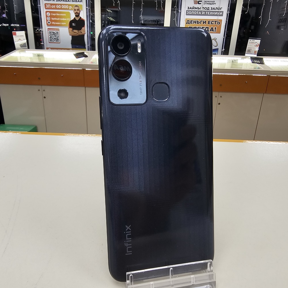 Смартфон Infinix HOT 12i 4/64