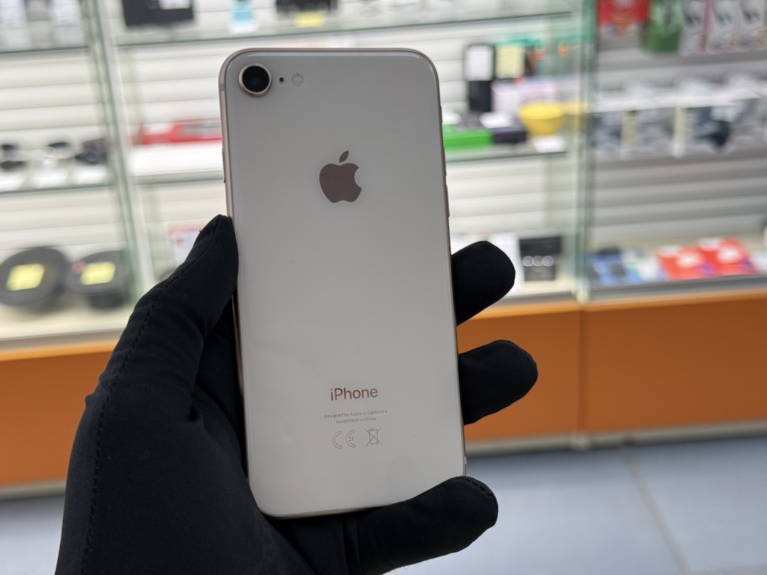 Смартфон Apple iPhone 8 64Gb