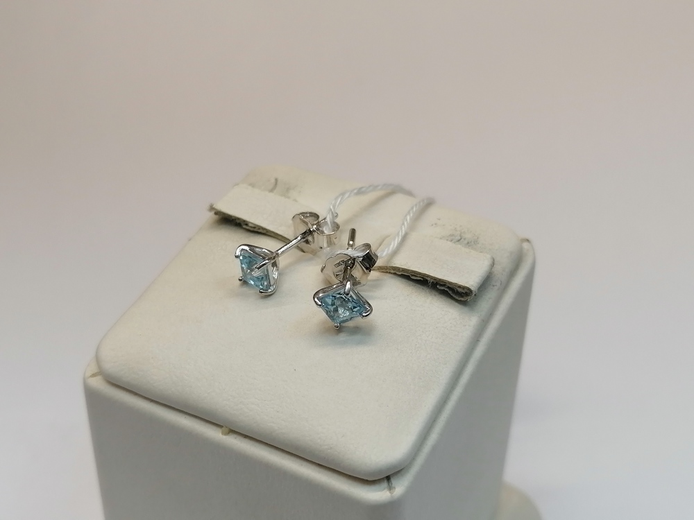 СКМ585 СЕРЬГИ С КАМНЕМ (Au 585)