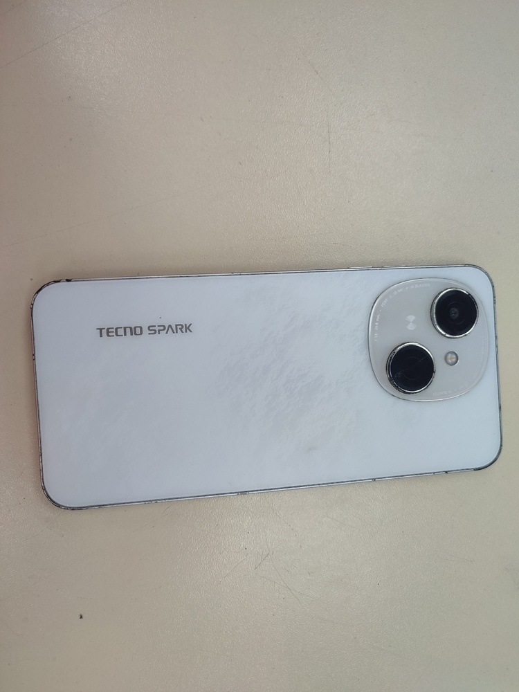 Смартфон Tecno Spark Go1 4/128