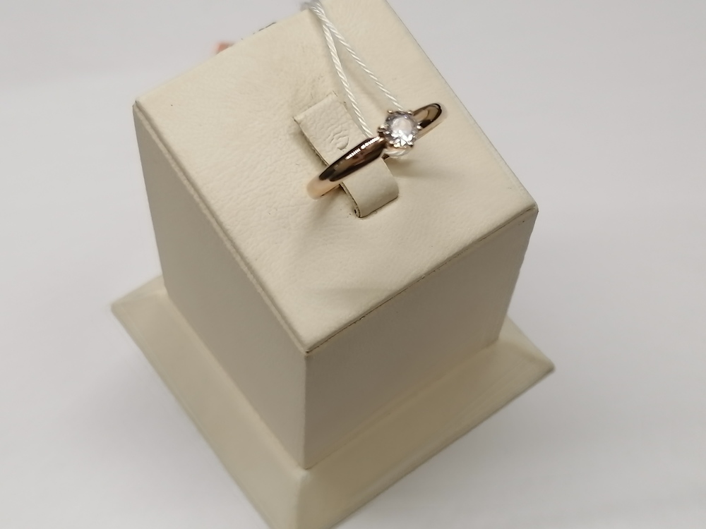 КОЛКМ585 КОЛЬЦО С КАМНЕМ (Au 585)