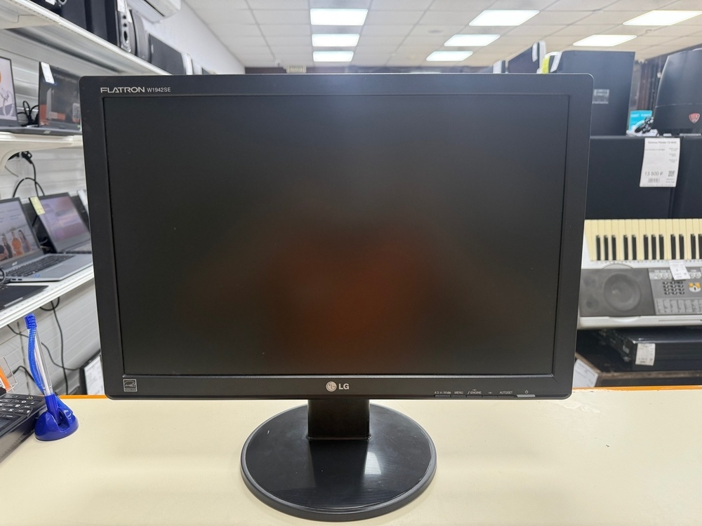 Монитор LG L1942SE