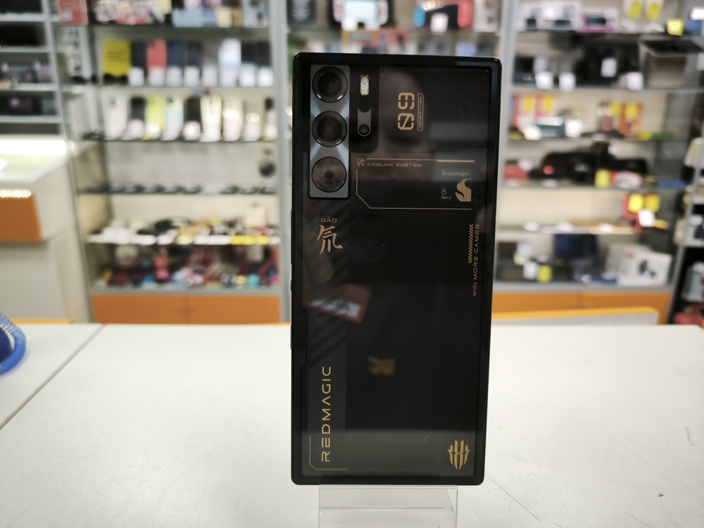 Смартфон Nubia Red Magic 9 Pro 12/512