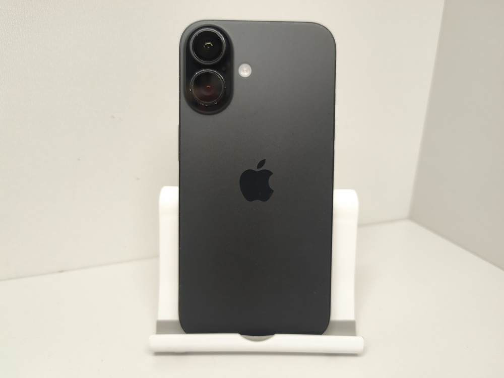 Смартфон Apple Iphone 16 128Gb