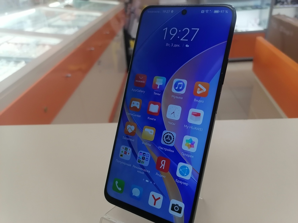 Смартфон Huawei Nova Y90 4/128