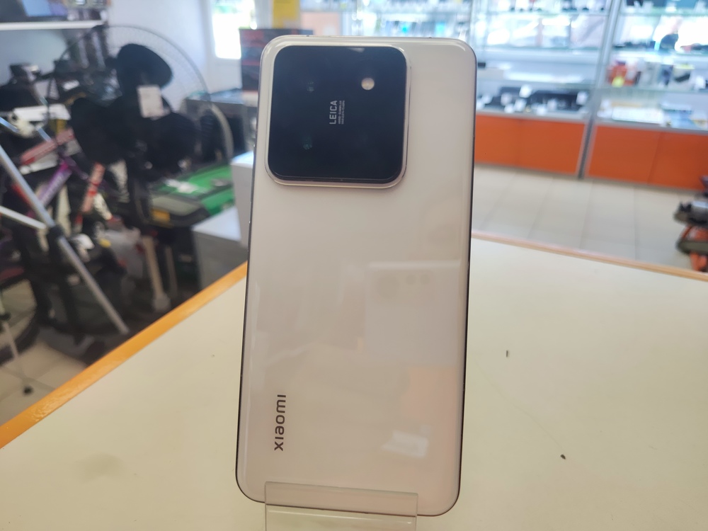 Смартфон Xiaomi 14 Pro 16/512Gb