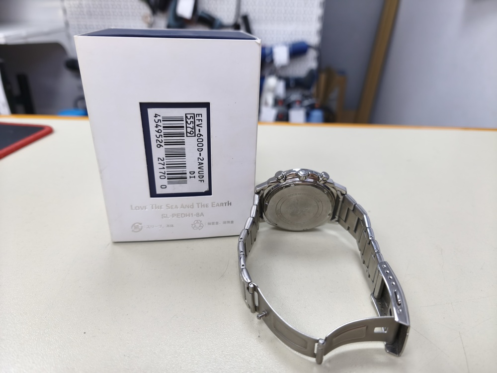 Часы наручные Casio EFV-600