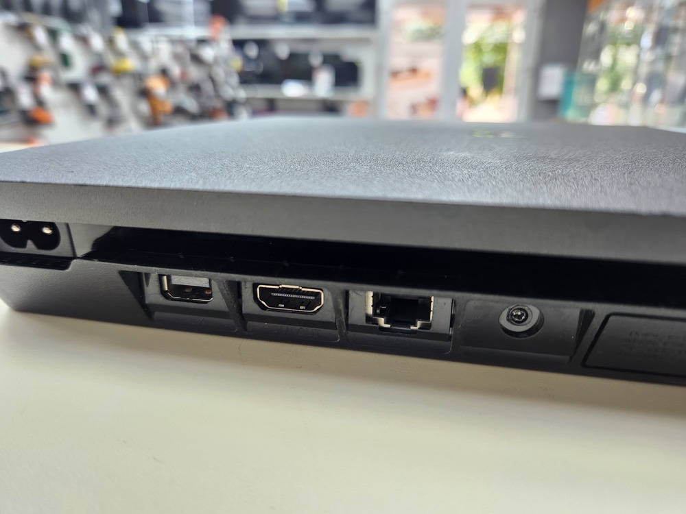 Игровая приставка PlayStation 4 Slim 1Tb