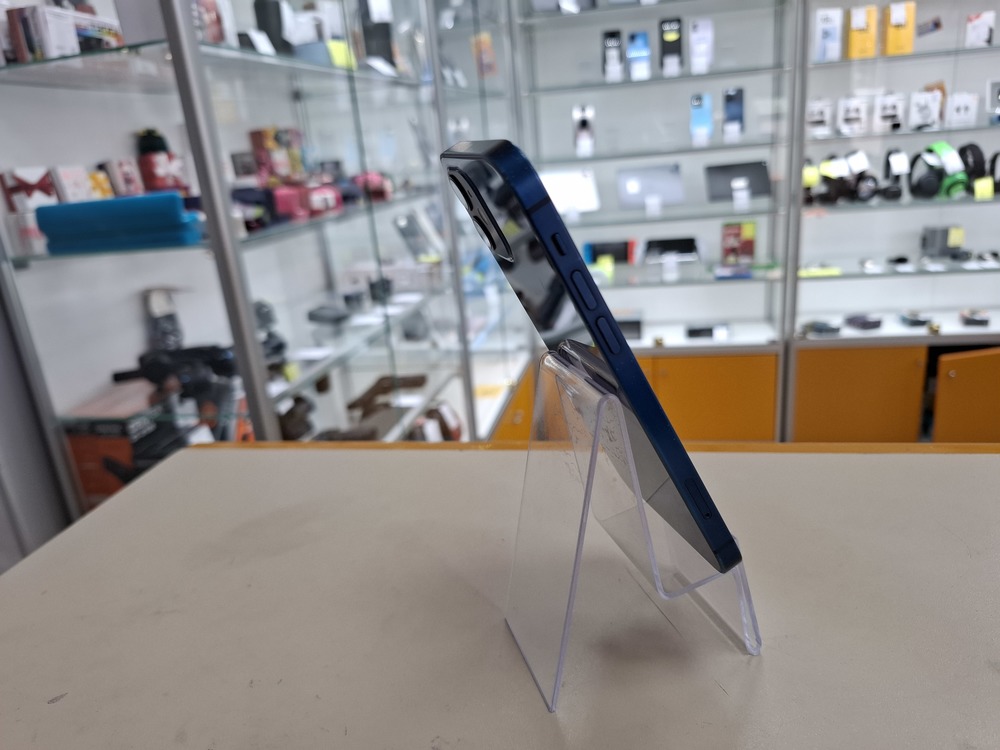 Смартфон Apple iPhone 12 128Gb