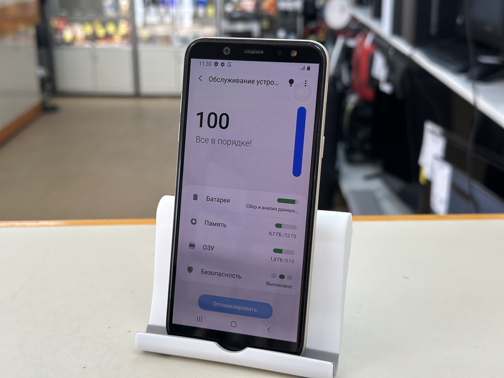 Смартфон Samsung Galaxy A6 3/32