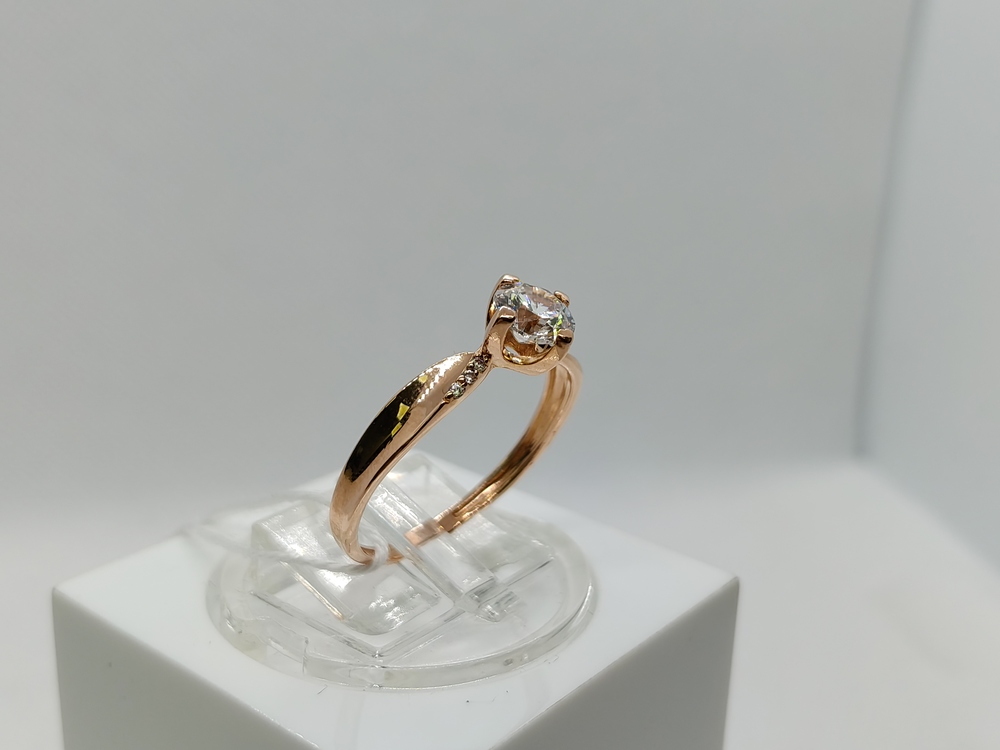 КОЛКМИ585 КОЛЬЦО С КАМНЯМИ (Au 585)