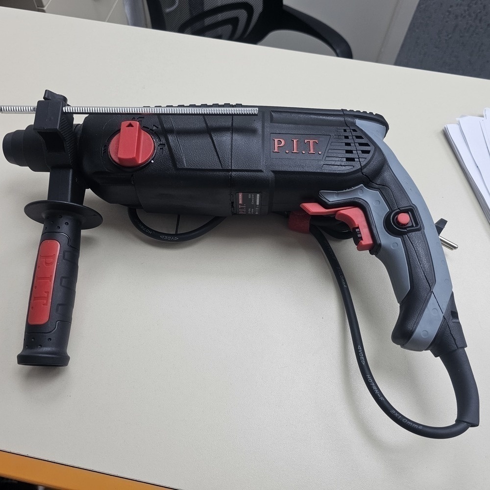 Перфоратор P.I.T. PBH24-C