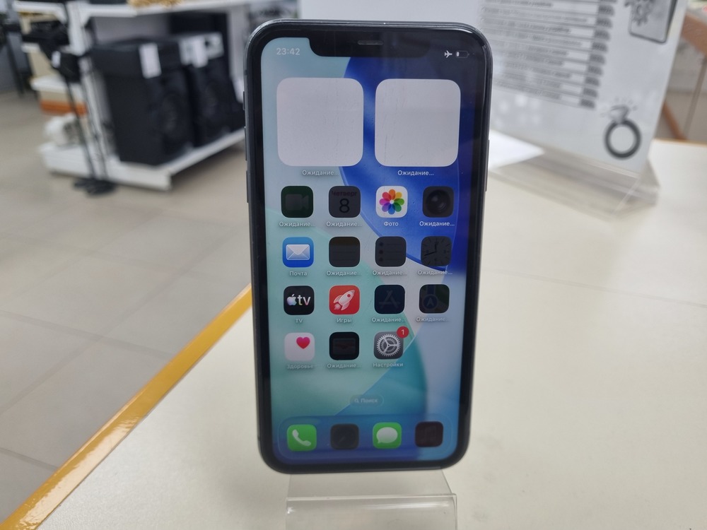 Смартфон Apple iPhone 11 64Gb