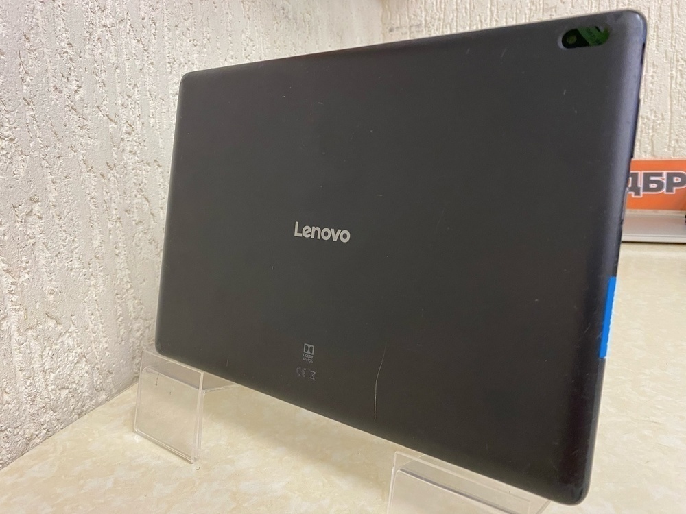 Планшет Lenovo TB-7104I