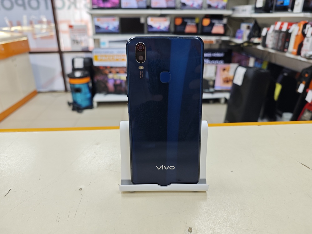 Смартфон Vivo 1906 3/64