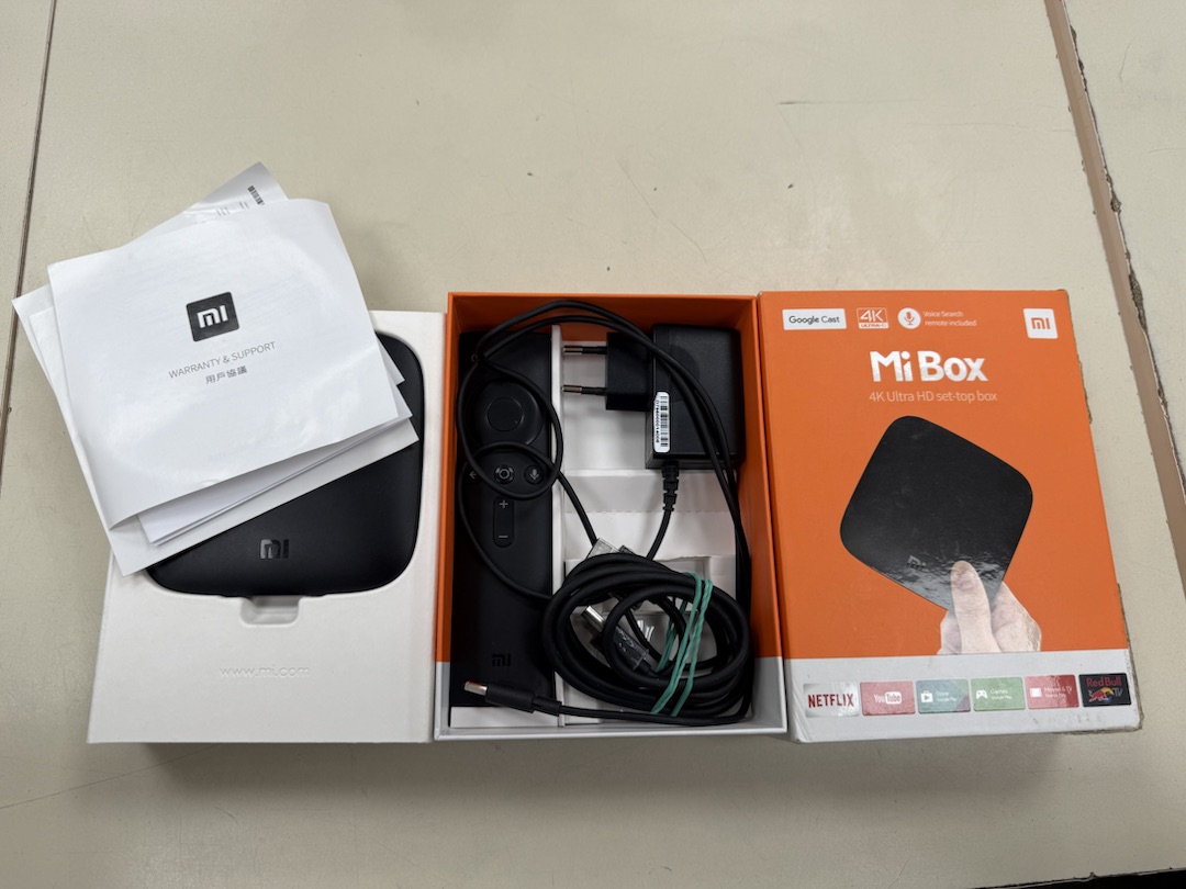 Smart-TV приставка Xiaomi Mi box 4K ULTRA HD