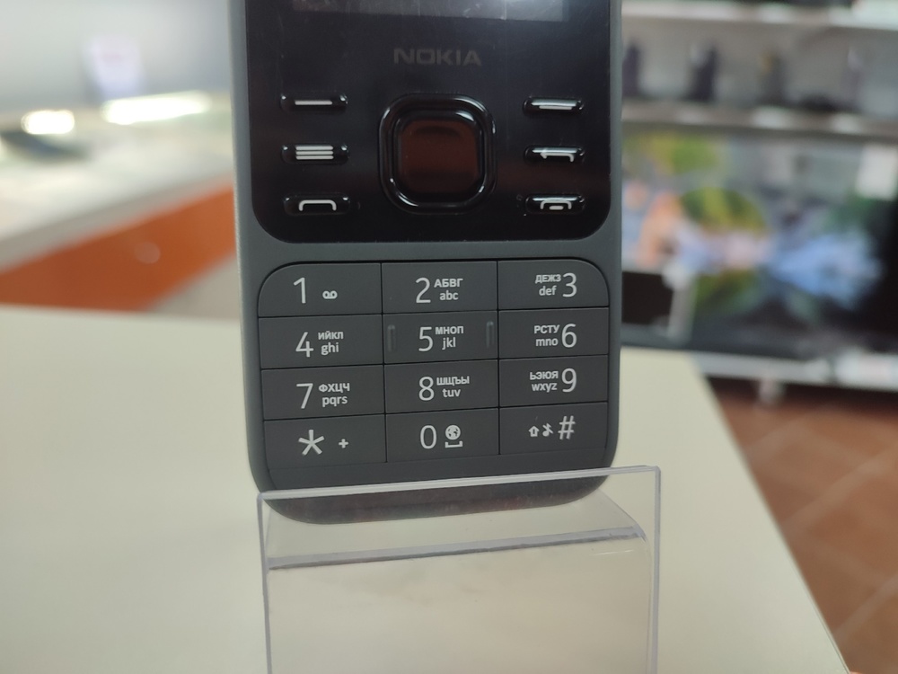Мобильный телефон Nokia 6300