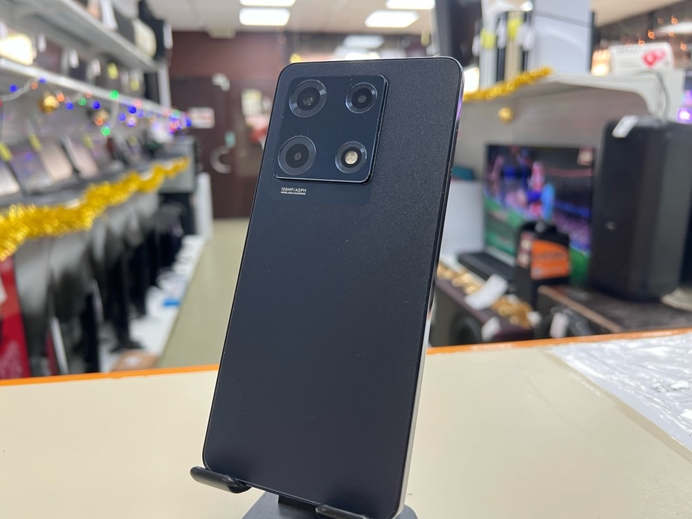 Смартфон Infinix Note 30 PRO 8/256