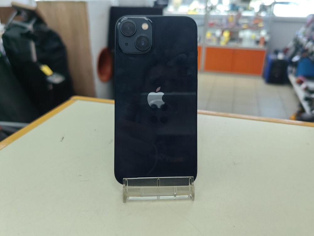 Смартфон Apple iPhone 13 128Gb