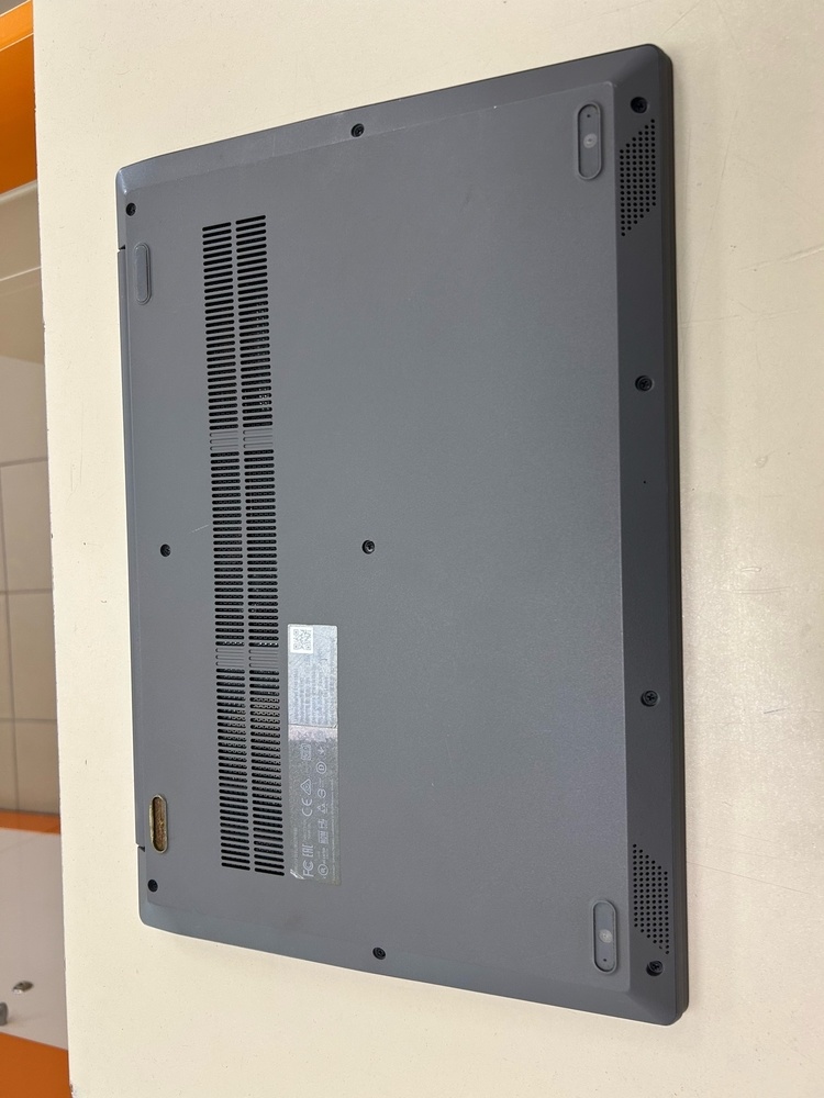 Ноутбук Lenovo ideapad 330; A6-9225, Radeon R4 series, 8 Гб, 120 Гб, Нет