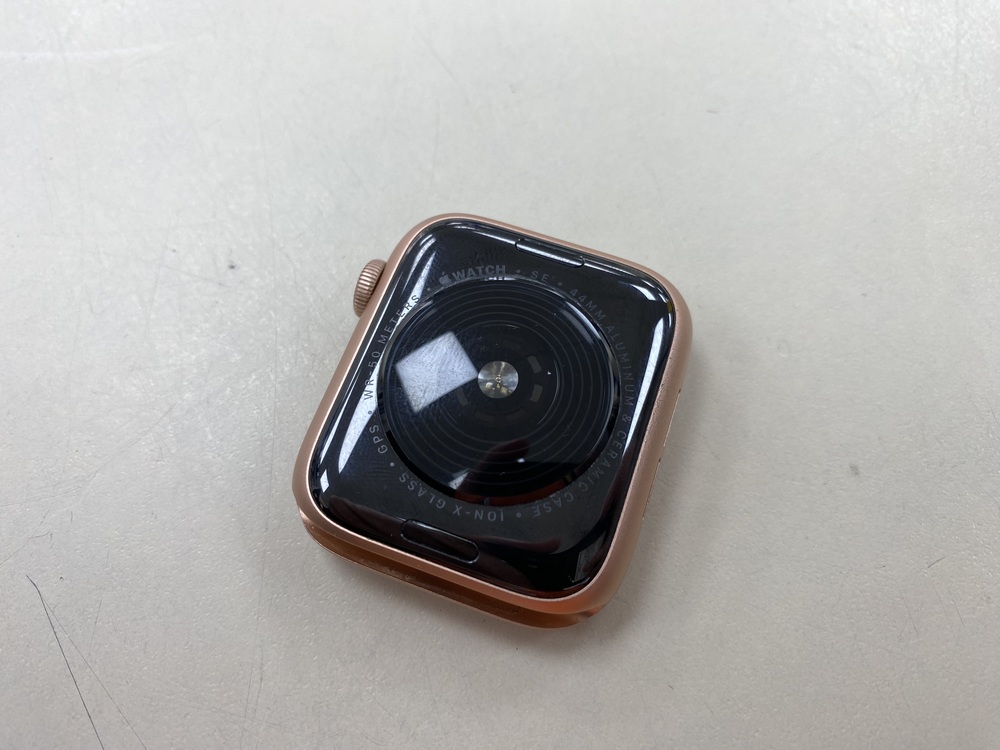 Смарт-часы Apple Watch SE 2020 44mm