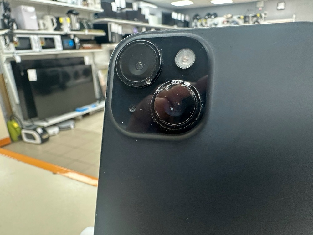 Смартфон Apple Iphone 15 128Gb