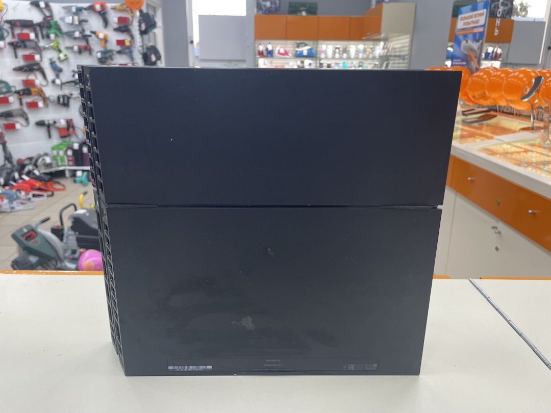 Игровая приставка PlayStation 4 FAT 500GB