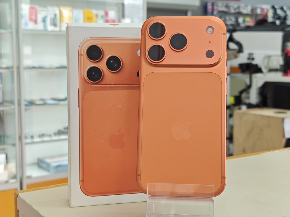 Смартфон Apple Iphone 17 Pro 256Gb