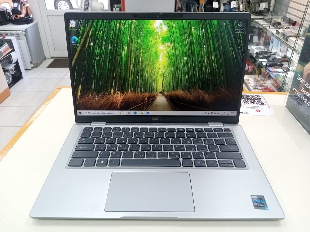 Ноутбук DELL; i5-1145G7, HD Graphics, 16 Гб, 256 Гб, Нет